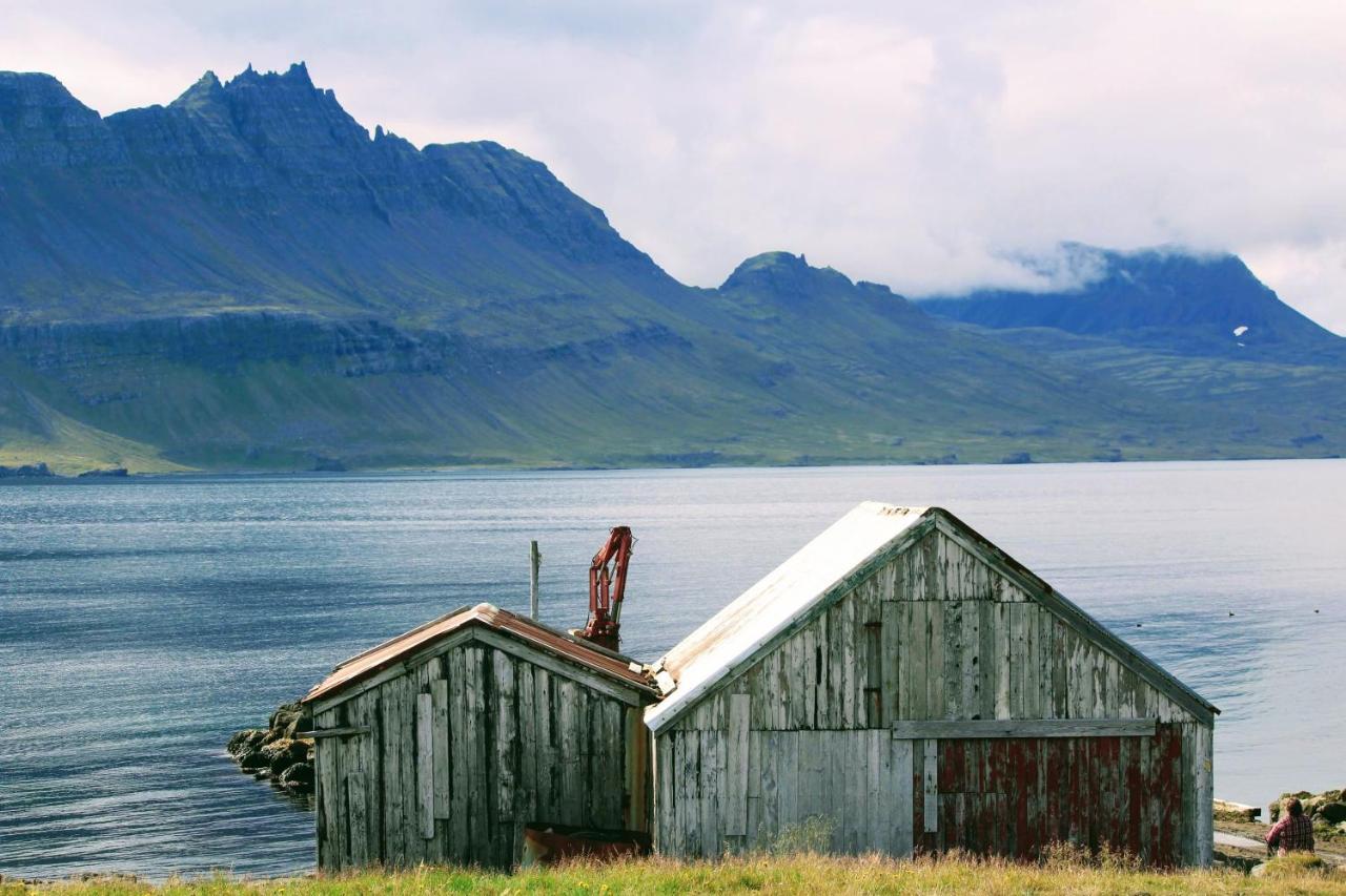 Urdartindur Guesthouse And Cottages Northurfjorthur Exterior foto